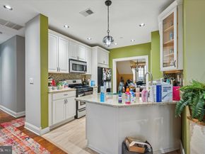 7220 Ridge Avenue G, Philadelphia PA 19128