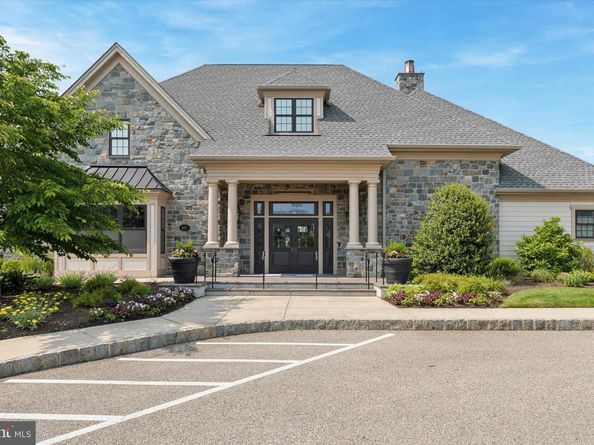 6106 Creekside Drive, Flourtown PA 19031