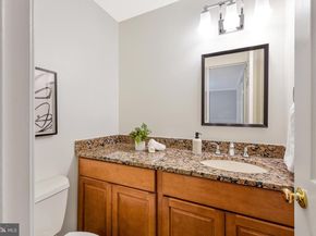 2111 Kings Garden Way, Falls Church VA 22043