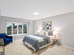 2111 Kings Garden Way, Falls Church VA 22043