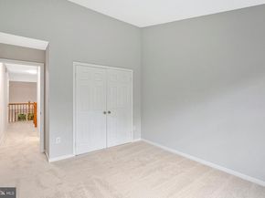 2111 Kings Garden Way, Falls Church VA 22043