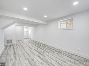 6920 8TH Street NW, Washington DC 20012