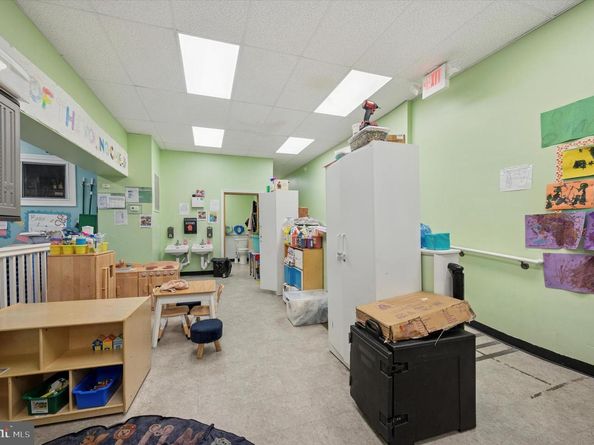 1333 S 49TH Street, Philadelphia PA 19143