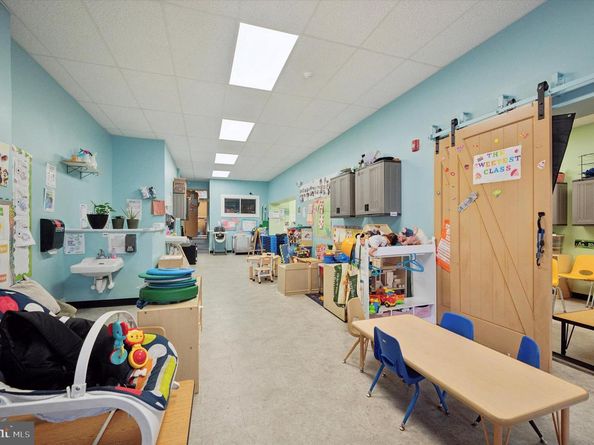 1333 S 49TH Street, Philadelphia PA 19143
