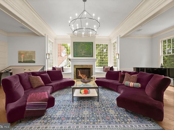 1 W Melrose Street, Chevy Chase MD 20815
