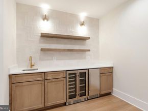 907 N Highland Street, Arlington VA 22201