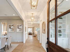 907 N Highland Street, Arlington VA 22201