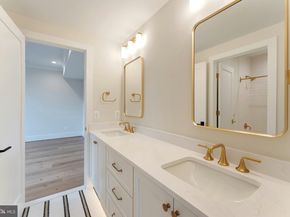 907 N Highland Street, Arlington VA 22201