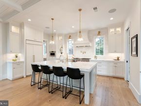 907 N Highland Street, Arlington VA 22201