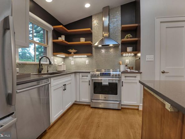 10432 Miller Road, Oakton VA 22124