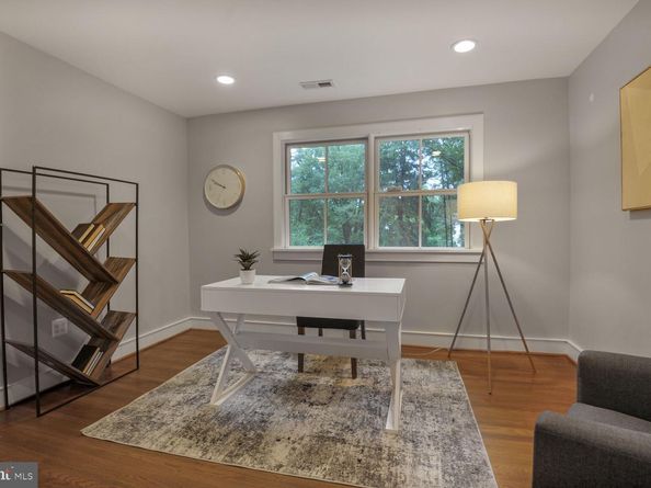 10432 Miller Road, Oakton VA 22124