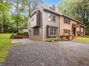 10432 Miller Road, Oakton VA 22124