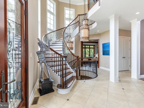 3 Stonebridge Crossing Road, Newtown PA 18940