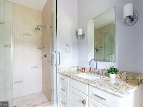 3 Stonebridge Crossing Road, Newtown PA 18940