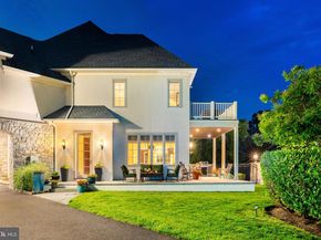 3 Stonebridge Crossing Road, Newtown PA 18940