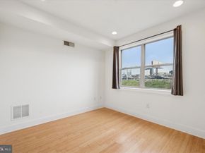 914 N Front Street, Philadelphia PA 19123