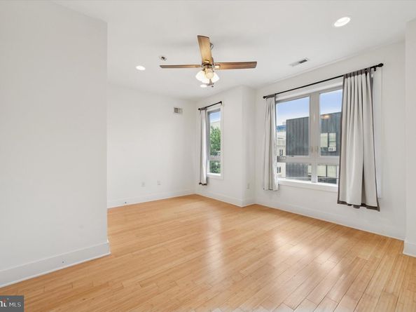 914 N Front Street, Philadelphia PA 19123