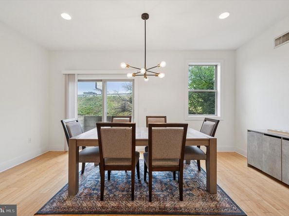 914 N Front Street, Philadelphia PA 19123