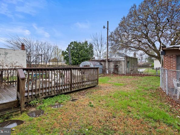 1542 Elmwood Avenue, Folcroft PA 19032