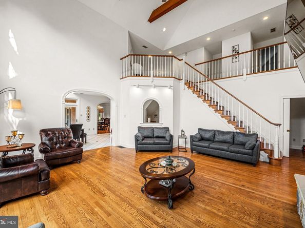 411 Marie Drive, Wallingford PA 19086