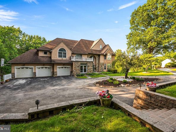 411 Marie Drive, Wallingford PA 19086