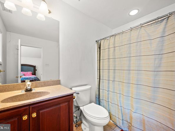 411 Marie Drive, Wallingford PA 19086