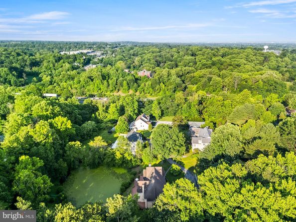 411 Marie Drive, Wallingford PA 19086