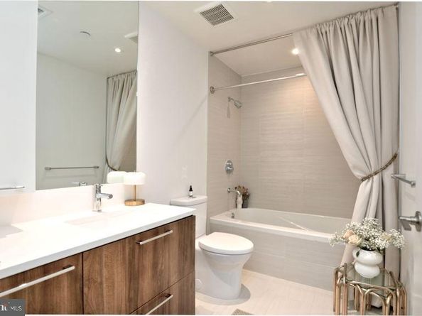 1650 Silver Hill Drive 1007, Mclean VA 22102