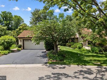 6 Steeplechase Lane