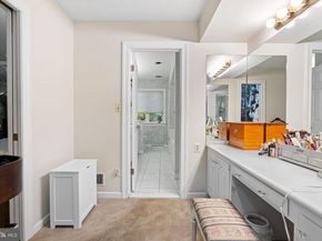 6 Steeplechase Lane, Blue Bell PA 19422