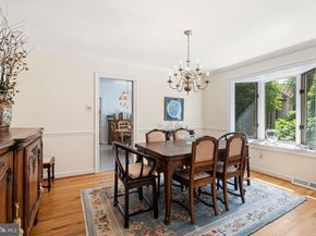 6 Steeplechase Lane, Blue Bell PA 19422
