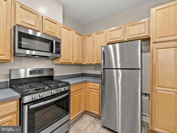 2911 Deer Hollow Way 118, Fairfax VA 22031