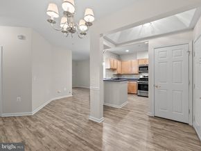 2911 Deer Hollow Way 118, Fairfax VA 22031