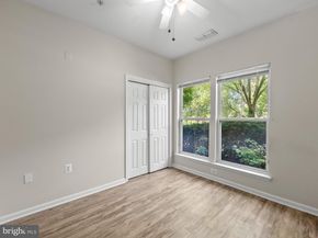 2911 Deer Hollow Way 118, Fairfax VA 22031