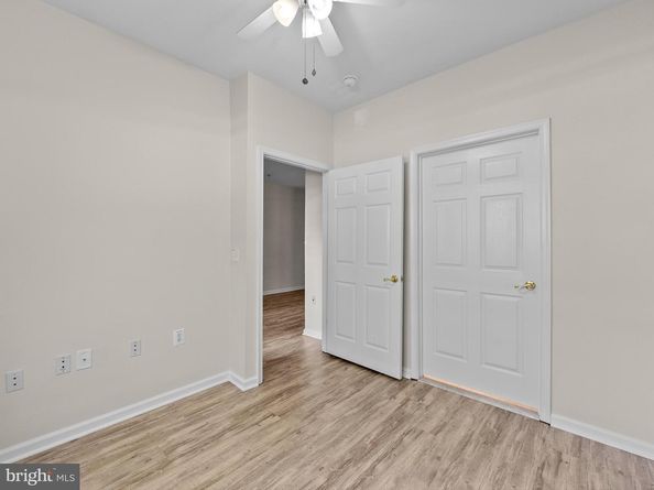 2911 Deer Hollow Way 118, Fairfax VA 22031