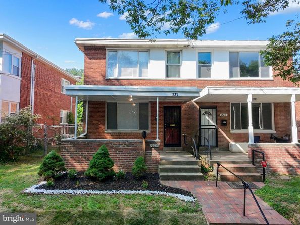 227 Hawaii Avenue NE, Washington DC 20011