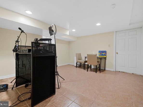 227 Hawaii Avenue NE, Washington DC 20011