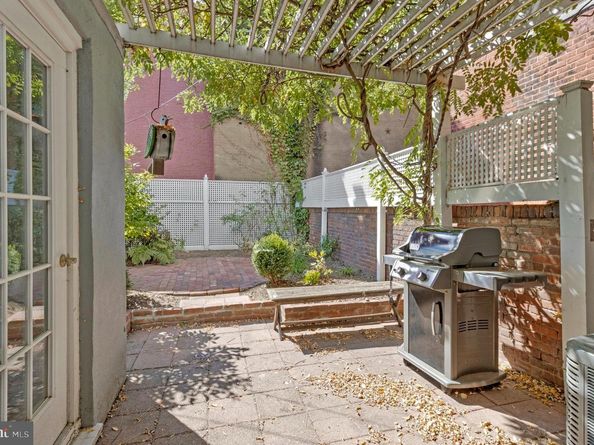 316 5TH Street NE, Washington DC 20002