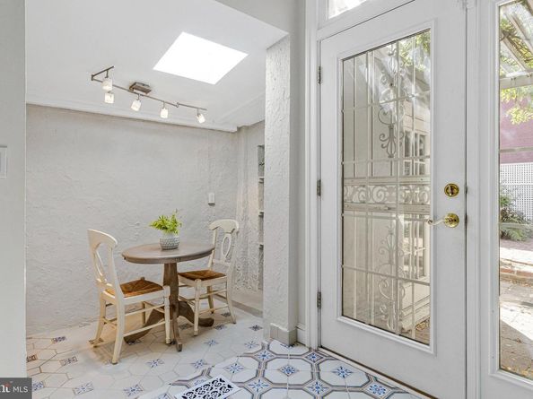 316 5TH Street NE, Washington DC 20002