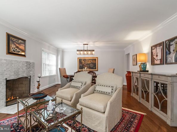 2317 S Queen Street, Arlington VA 22202