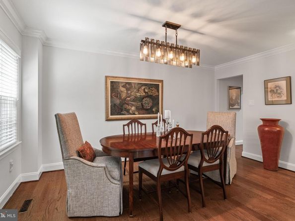 2317 S Queen Street, Arlington VA 22202