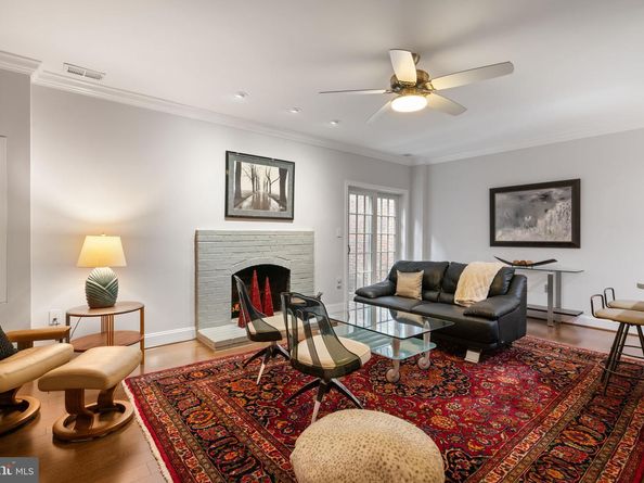 2317 S Queen Street, Arlington VA 22202