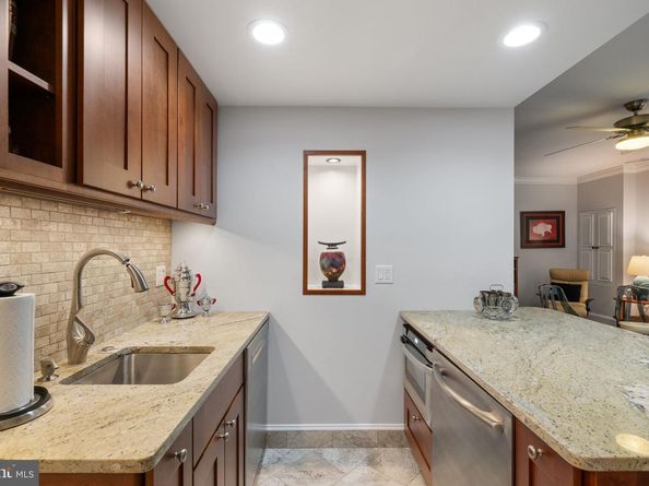 2317 S Queen Street, Arlington VA 22202