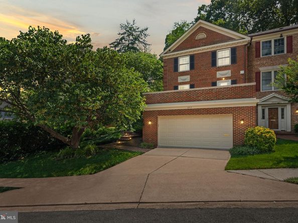2317 S Queen Street, Arlington VA 22202