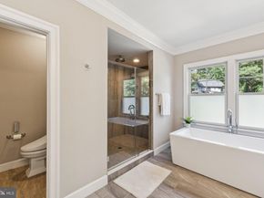 2354 N Quebec Street, Arlington VA 22207