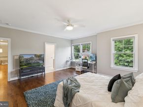 2354 N Quebec Street, Arlington VA 22207