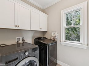 2354 N Quebec Street, Arlington VA 22207