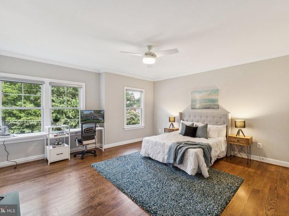 2354 N Quebec Street, Arlington VA 22207