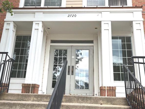 2720 Bellforest Court 201, Vienna VA 22180