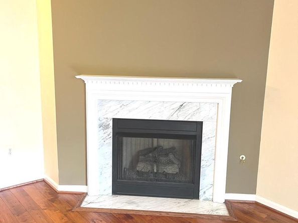 2720 Bellforest Court 201, Vienna VA 22180